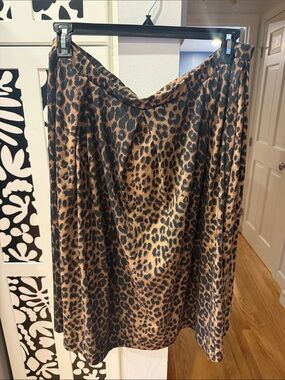 asos curve Women’s Leopard Print skirt